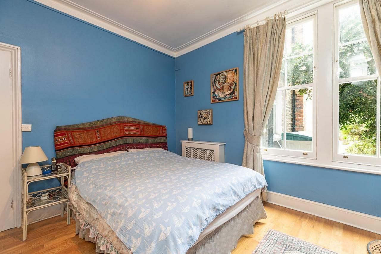 Apartamento Joivy Splendid Flat With Garden Near Battersea Park Londres Exterior foto