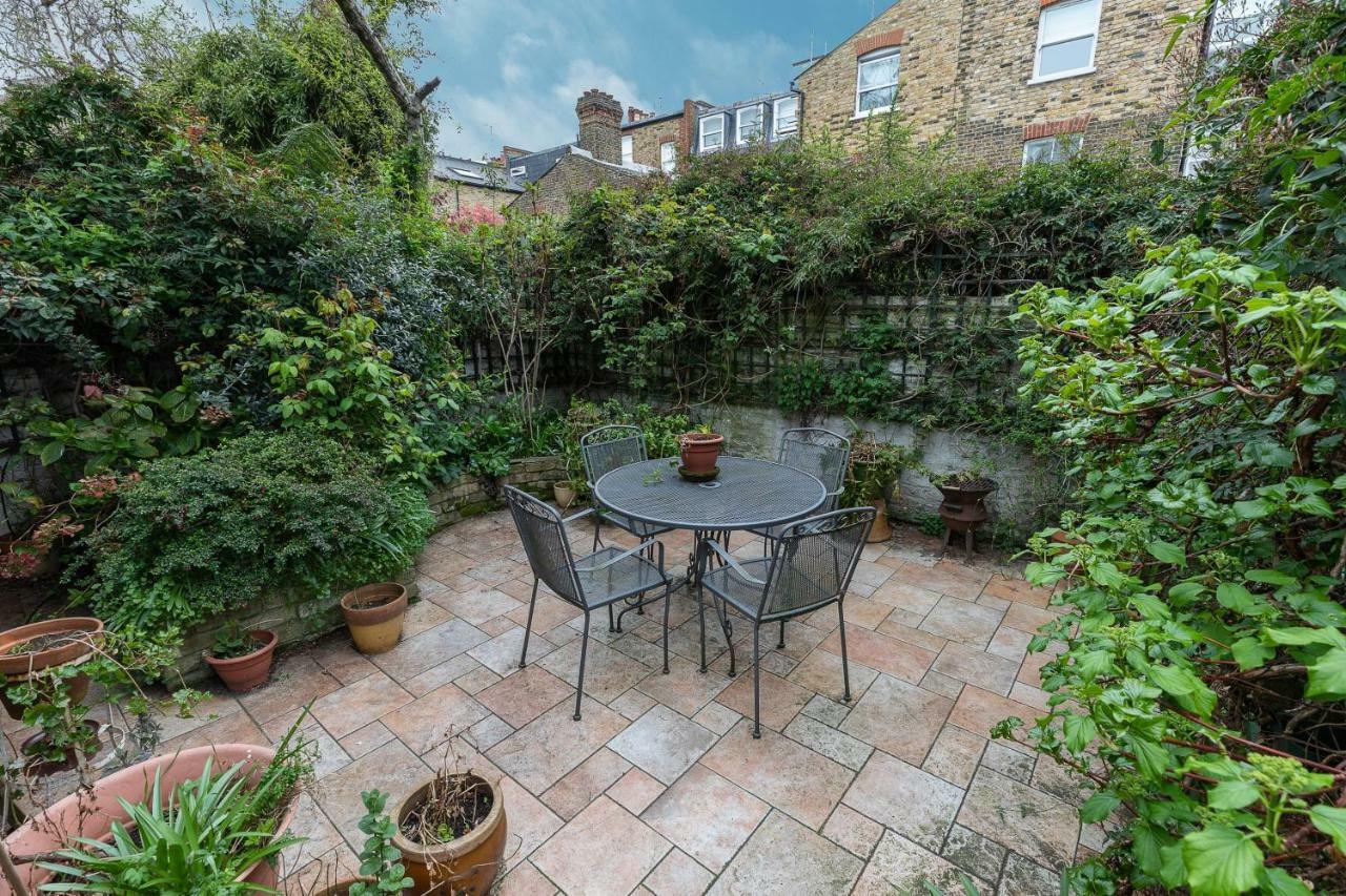 Apartamento Joivy Splendid Flat With Garden Near Battersea Park Londres Exterior foto